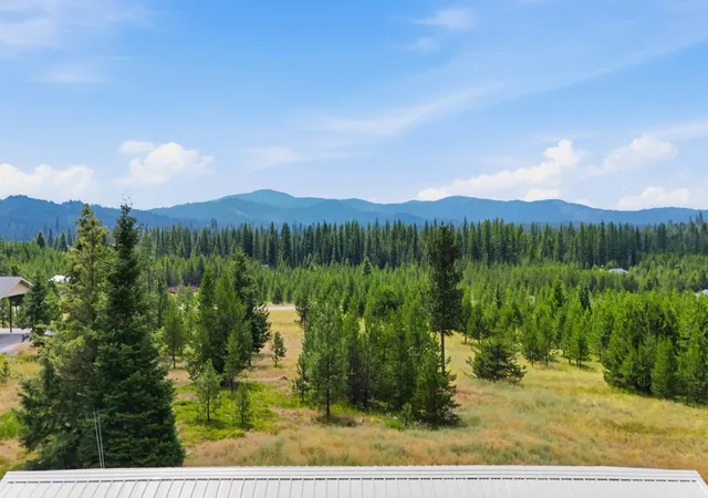 5th image of 672 Panorama Dr, Newport, WA 99156 | MLS# 202621165