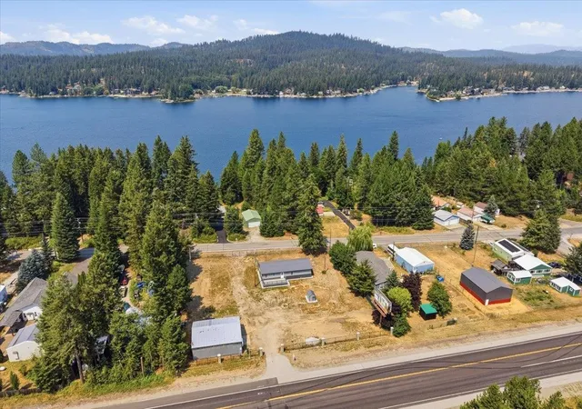 2nd image of 652 Southshore Diamond Lake Rd, Newport, WA 99156 | MLS# 202621209