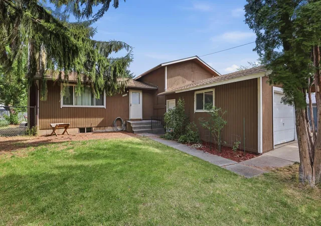 1st image of 11319 E Grace Ave, Spokane Valley, WA 99206 | MLS# 202621214
