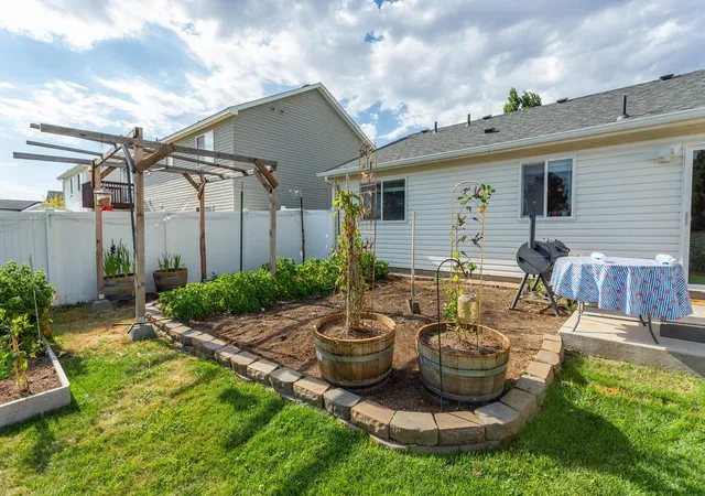 24th image of 732 E Carrie Dr, Medical Lake, WA 99022 | MLS# 202621228