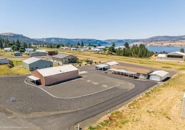 Photo 2 of Manufactured home for sale at 202 Airport Way, Davenport, WA 99122 | MLS# 202621241 | Listing updated on 2026-09-01