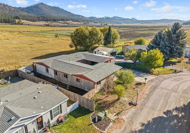 24th image of 250 Quartzite Loop, Chewelah, WA 99109 | MLS# 202621255