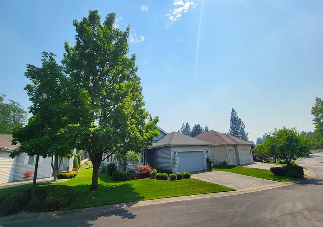 Photo 2 of Single family home for sale at 3815 S Greystone Ln, Spokane, WA 99223 | MLS# 202621258 | Listing updated on 2026-09-24