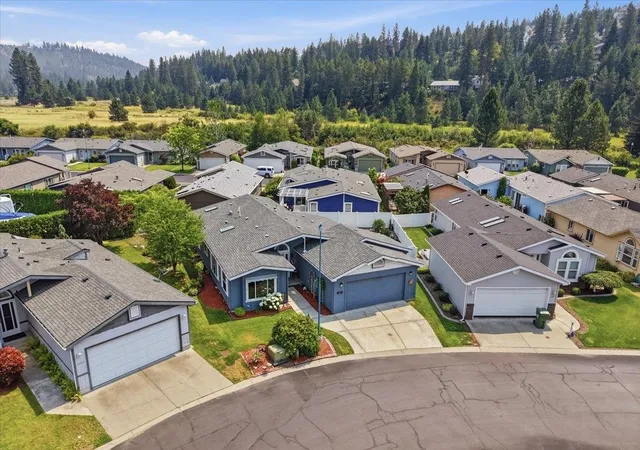 Photo 3 of Manufactured home for sale at 4411 S Sunny Crk Dr, Spokane, WA 99224 | MLS# 202621260 | Listing updated on 2026-08-05