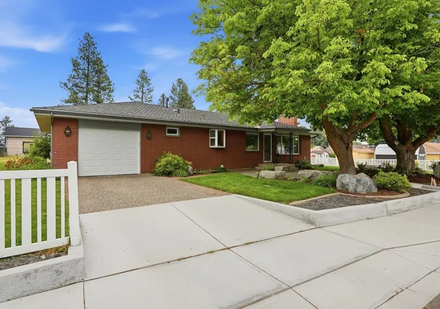 2nd image of 305 E Barker St, Medical Lake, WA 99022 | MLS# 202621276