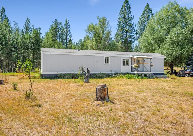 Photo 3 of Manufactured home for sale at 40507 N Division Rd, Deer Park, WA 99006 | MLS# 202621290 | Listing updated on 2026-08-01