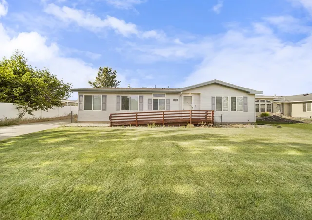 1st image of 16515 E Main Ave, Spokane Valley, WA 99037 | MLS# 202621291