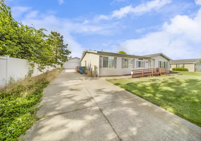 2nd image of 16515 E Main Ave, Spokane Valley, WA 99037 | MLS# 202621291
