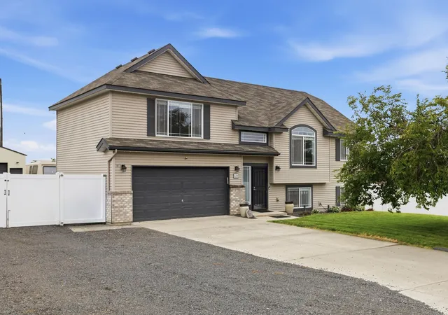 1st image of 604 S Mcmillan Rd, Spokane Valley, WA 99016 | MLS# 202621298