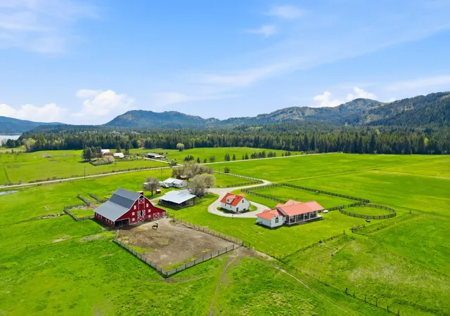 2nd image of 291 Yergens Rd, Newport, WA 99156 | MLS# 202621314
