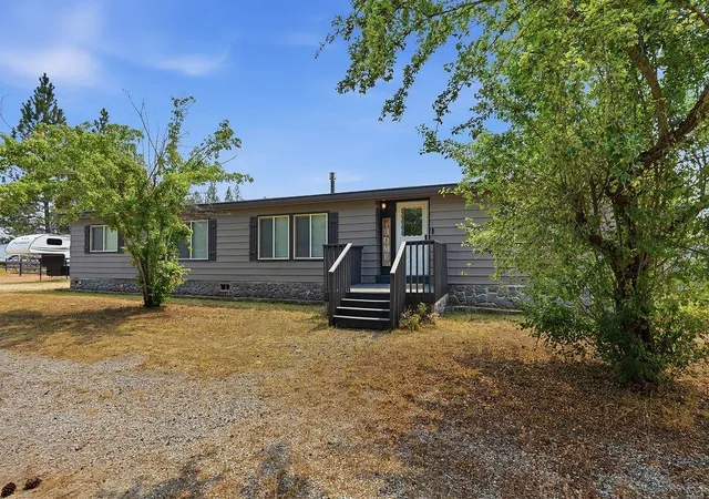 2nd image of 3210 E Denison Chattaroy Rd, Chattaroy, WA 99003 | MLS# 202621322