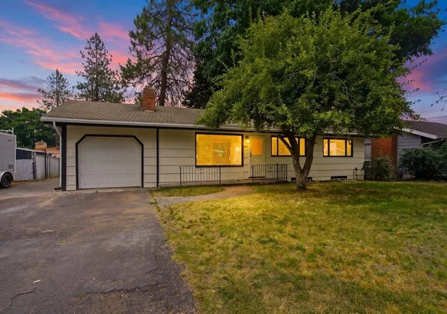 Photo 1 of Single family home for sale at 6912 N Monroe St, Spokane, WA 99208 | MLS# 202621346 | Listing updated on 2026-09-08
