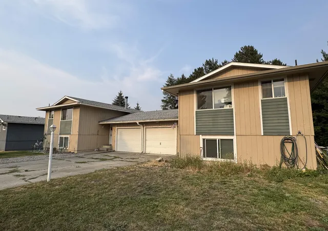 Photo 2 of Multi family home for sale at 1206 N Marcus Rd, Spokane Valley, WA 99216 | MLS# 202621379 | Listing updated on 2026-08-21