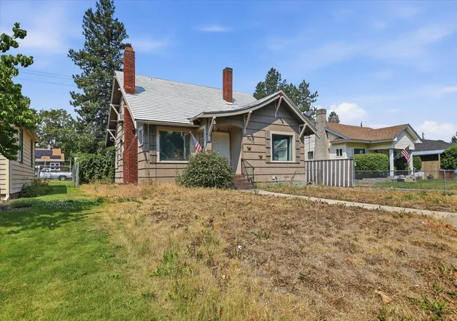 Photo 1 of Sale Pending at 5011 N Cedar St, Spokane, WA 99205 | MLS# 202621438 | Listing updated on 2026-08-25