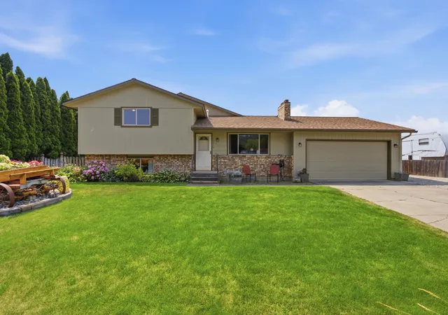 1st image of 16210 E Rich Ave, Spokane Valley, WA 99216 | MLS# 202621469