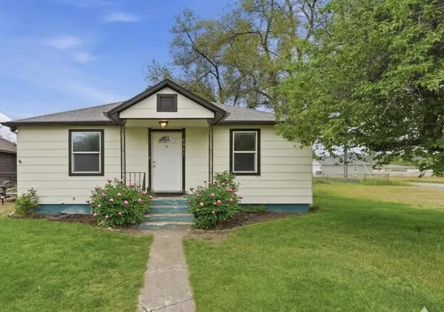 Photo 1 of Single family home for sale at 4317 N Evergreen Rd, Spokane Valley, WA 99216 | MLS# 202621472 | Listing updated on 2026-09-18