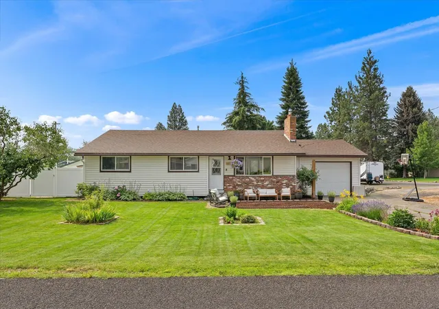 1st image of 1002 E Percival St, Medical Lake, WA 99022 | MLS# 202621475