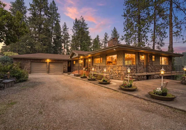 1st image of 19220 N Little Spokane Dr, Colbert, WA 99005 | MLS# 202621484