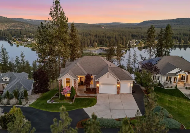 Photo 1 of Single family home for sale at 10599 W Lakeside Ln, Nine Mile Falls, WA 99026 | MLS# 202621486 | Listing updated on 2026-07-31