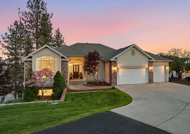 Photo 2 of Single family home for sale at 10599 W Lakeside Ln, Nine Mile Falls, WA 99026 | MLS# 202621486 | Listing updated on 2026-07-31