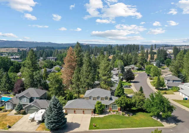 50th image of 1013 E Harding Dr, Spokane, WA 99218 | MLS# 202621494
