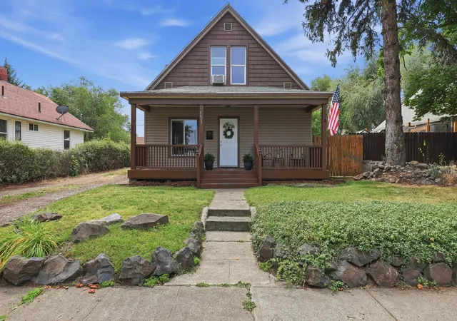 Photo 1 of Single family home for sale at 1611 W Mansfield Ave, Spokane, WA 99205 | MLS# 202621513 | Listing updated on 2026-09-07