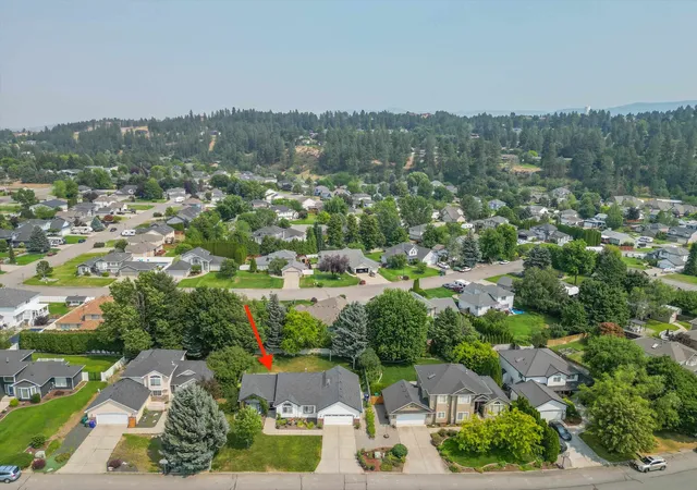 Photo 3 of Sale Pending at 1805 S Timberlane Dr, Spokane Valley, WA 99037 | MLS# 202621524 | Listing updated on 2026-09-09