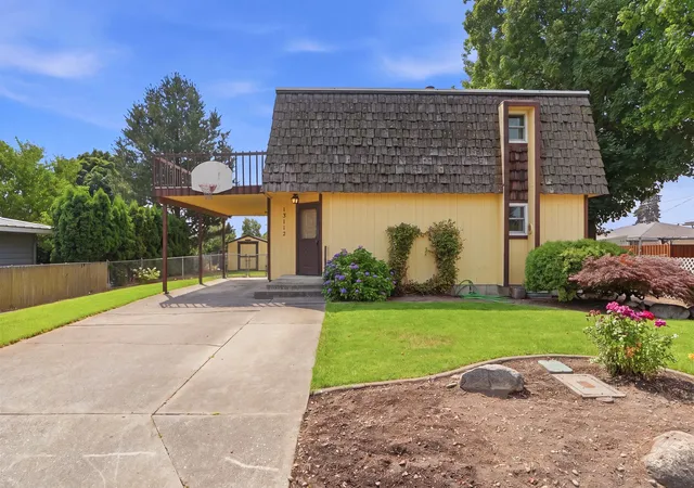 2nd image of 13112 E Main Ave, Spokane Valley, WA 99216 | MLS# 202621545