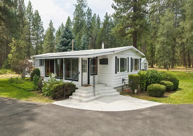 1st image of 31315 N Cedar Rd, Deer Park, WA 99006 | MLS# 202621553