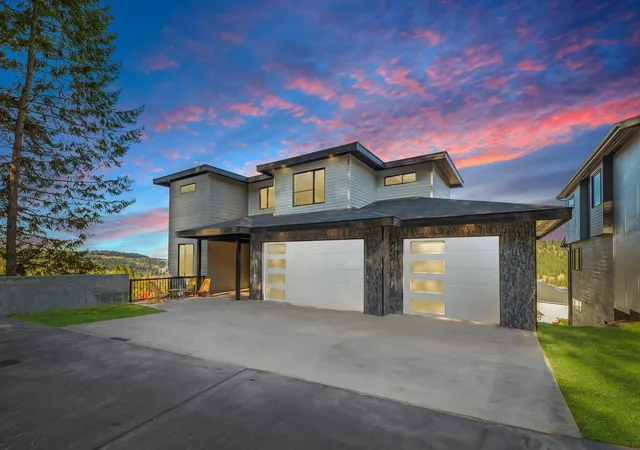 2nd image of 5022 S Lincoln Wy, Spokane, WA 99224 | MLS# 202621559
