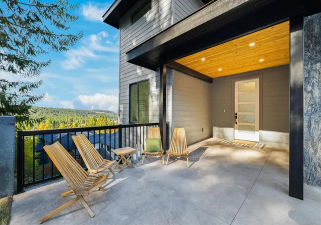 3rd image of 5022 S Lincoln Wy, Spokane, WA 99224 | MLS# 202621559