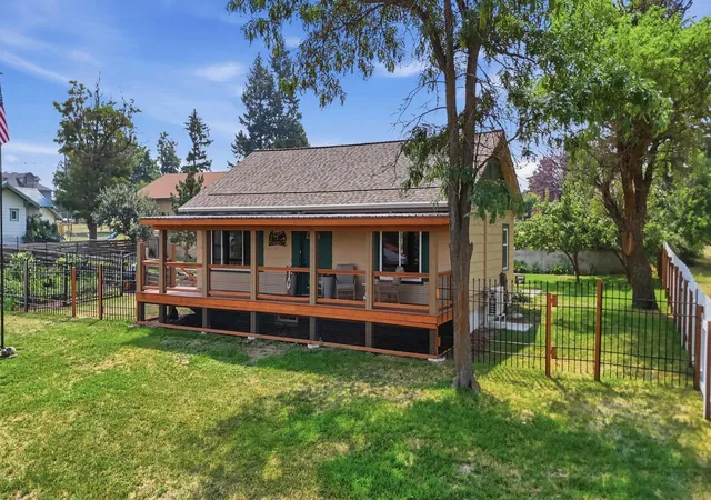 3rd image of 265 Sw 1St St, Creston, WA 99117 | MLS# 202621564
