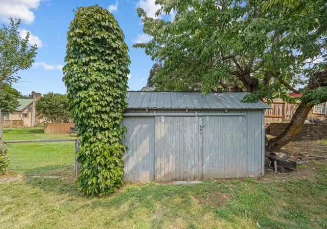 30th image of 1607 E Ivy Ave, Colville, WA 99114 | MLS# 202621596