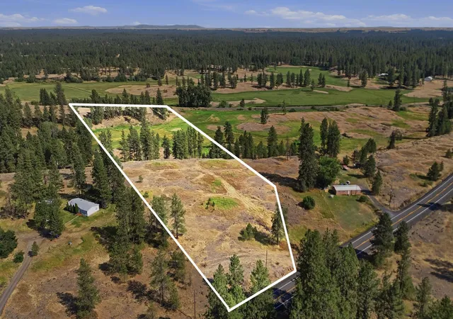 Land for sale at 11900blk S Cheney Plz Rd, Cheney, WA 99004 | MLS# 202621608