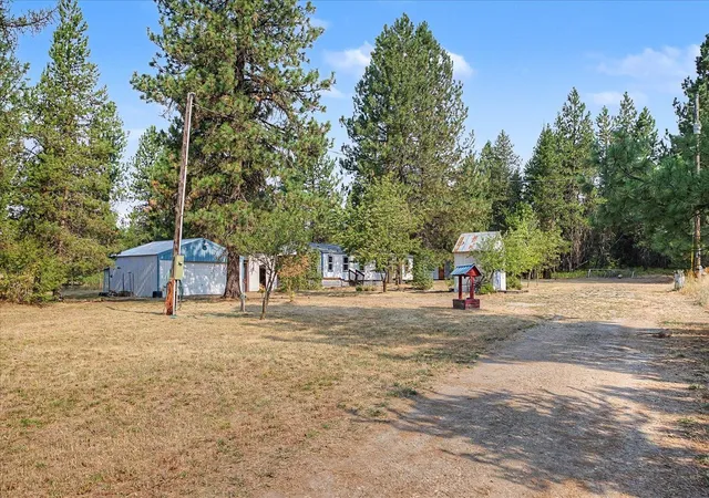 Photo 2 of Manufactured home for sale at 5101 E Elk To Hwy Rd, Elk, WA 99009 | MLS# 202621609 | Listing updated on 2026-08-26
