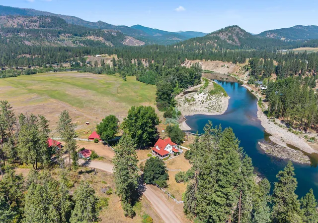 2nd image of 2339 Kettle River Rd, Kettle Falls, WA 99141 | MLS# 202621613