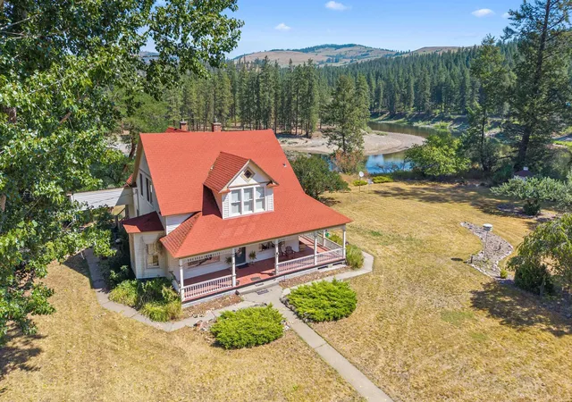 5th image of 2339 Kettle River Rd, Kettle Falls, WA 99141 | MLS# 202621613