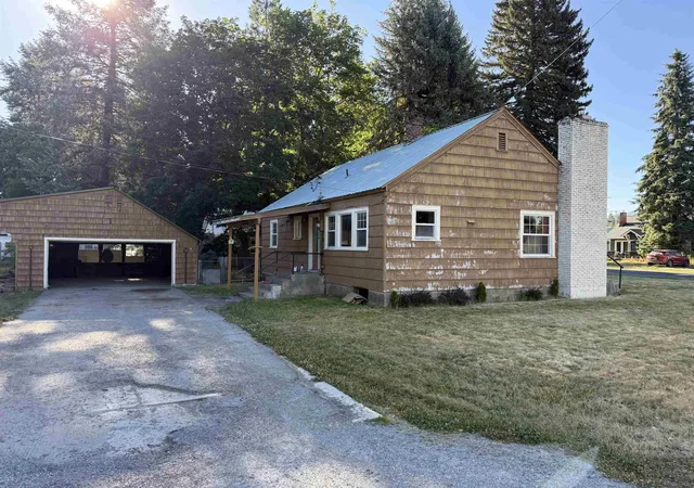 2nd image of 836 W 5th St, Newport, WA 99156 | MLS# 202621617