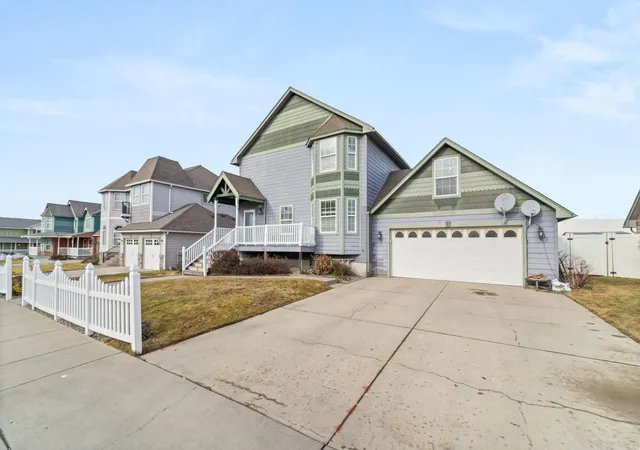 3rd image of 713 Golden Hills Dr, Cheney, WA 99004 | MLS# 202621650
