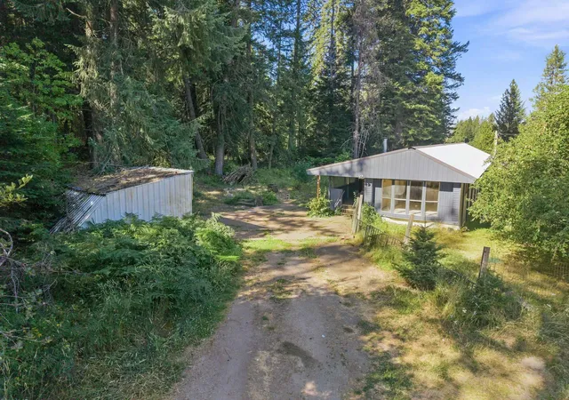 Photo 2 of Sale Pending at 2132 Nicholson Rd, Elk, WA 99009 | MLS# 202621655 | Listing updated on 2026-08-28