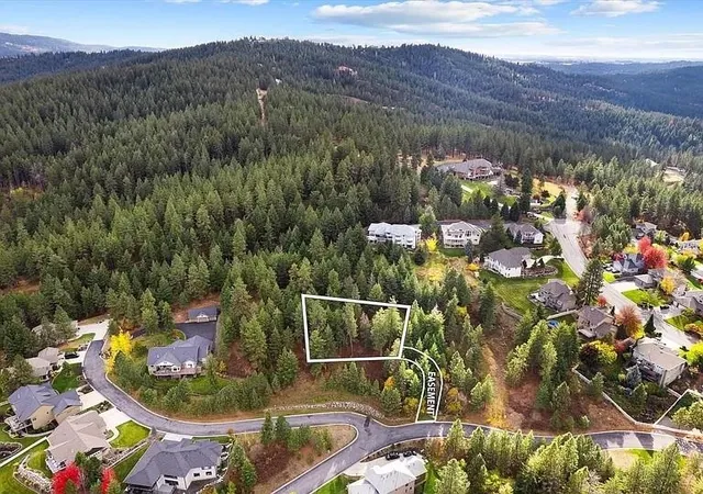 1st image of 15014 E East Ridge Ln, Veradale, WA 99037 | MLS# 202621660