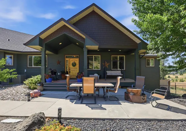 Photo 3 of Mansion for sale at 7910 S Jackson Rd, Mica, WA 99023 | MLS# 202621665 | Listing updated on 2026-08-04