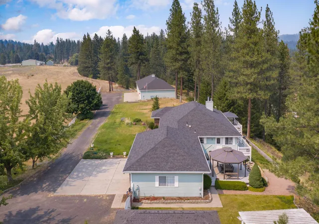 4th image of 29414 N Selkirk View Dr, Chattaroy, WA 99003 | MLS# 202621671