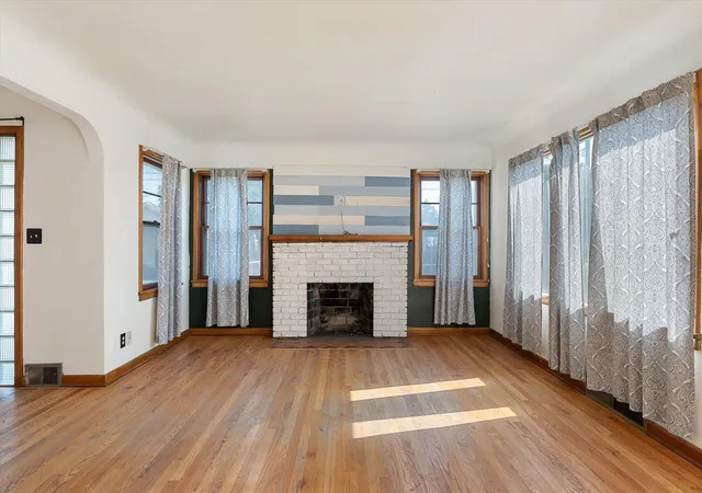 Photo 3 of Single family home for sale at 227 E Crown Ave, Spokane, WA 99207 | MLS# 202621673 | Listing updated on 2026-08-04