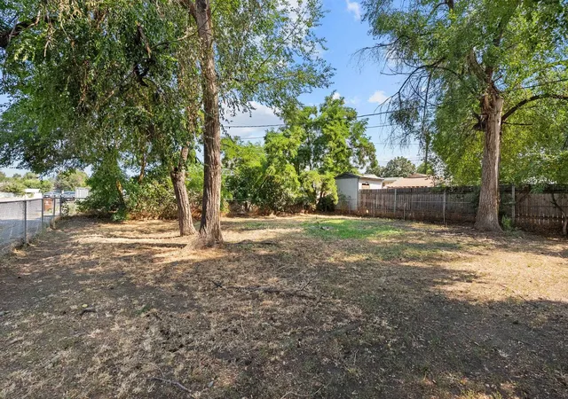 29th image of 1701 E Desmet Ave, Spokane, WA 99202 | MLS# 202621700