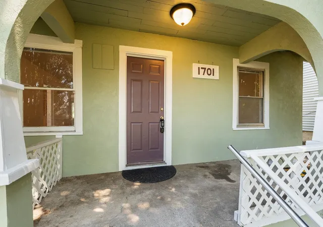 3rd image of 1701 E Desmet Ave, Spokane, WA 99202 | MLS# 202621700