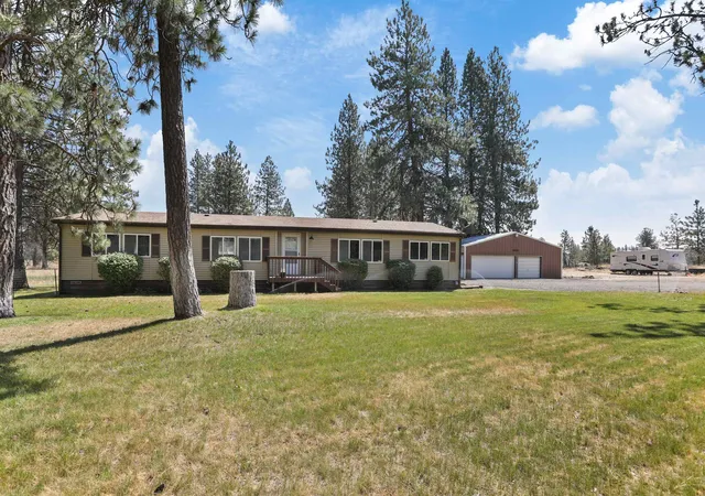 Manufactured home for sale at 14615 W Lance Hl Rd, Cheney, WA 99004-9711 | MLS# 202621704