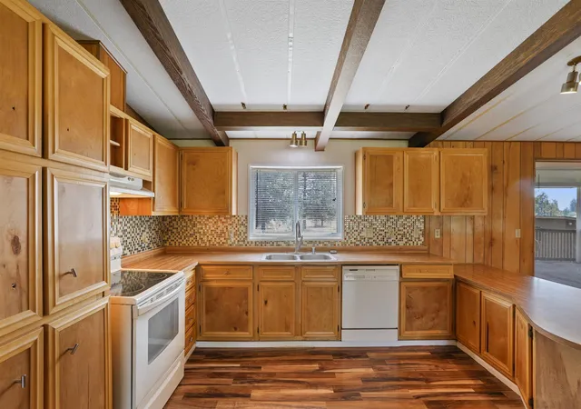 Photo 3 of Manufactured home for sale at 14615 W Lance Hl Rd, Cheney, WA 99004 | MLS# 202621704 | Listing updated on 2026-10-07