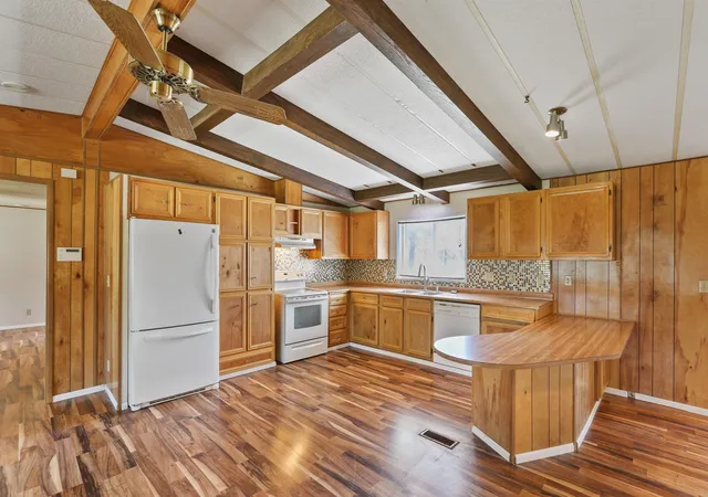 Photo 4 of Manufactured home for sale at 14615 W Lance Hl Rd, Cheney, WA 99004 | MLS# 202621704 | Listing updated on 2026-10-07
