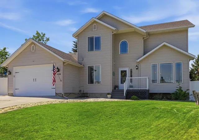1st image of 3404 E Buckley Ct, Mead, WA 99021 | MLS# 202621714